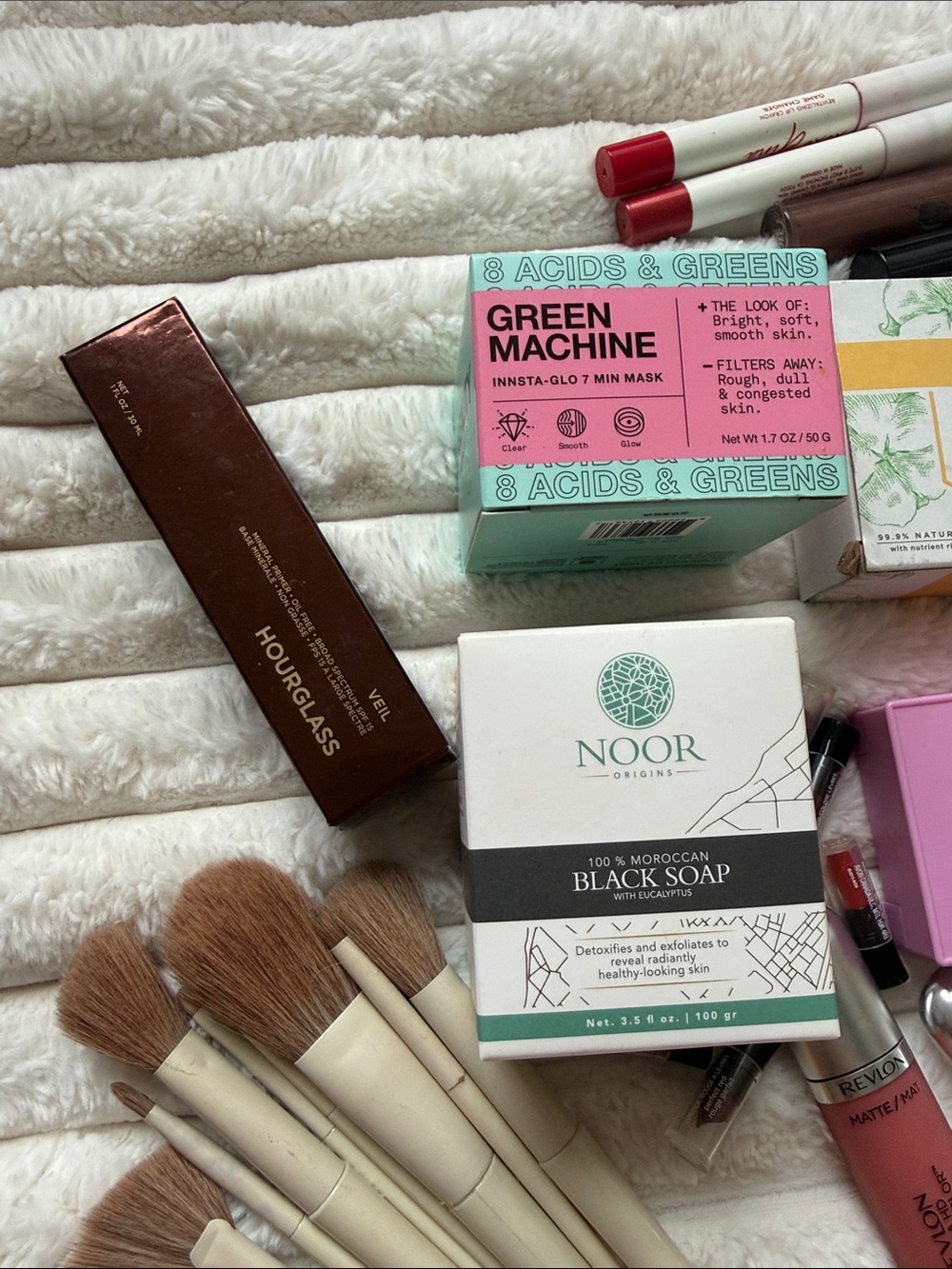 Beauty bundle #2 - Picture 3 of 4